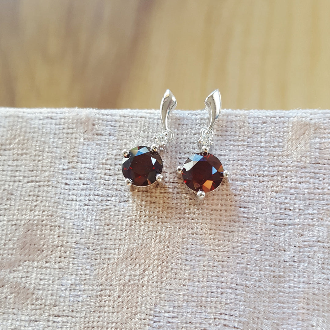 Essential Arizona Garnet Dangles