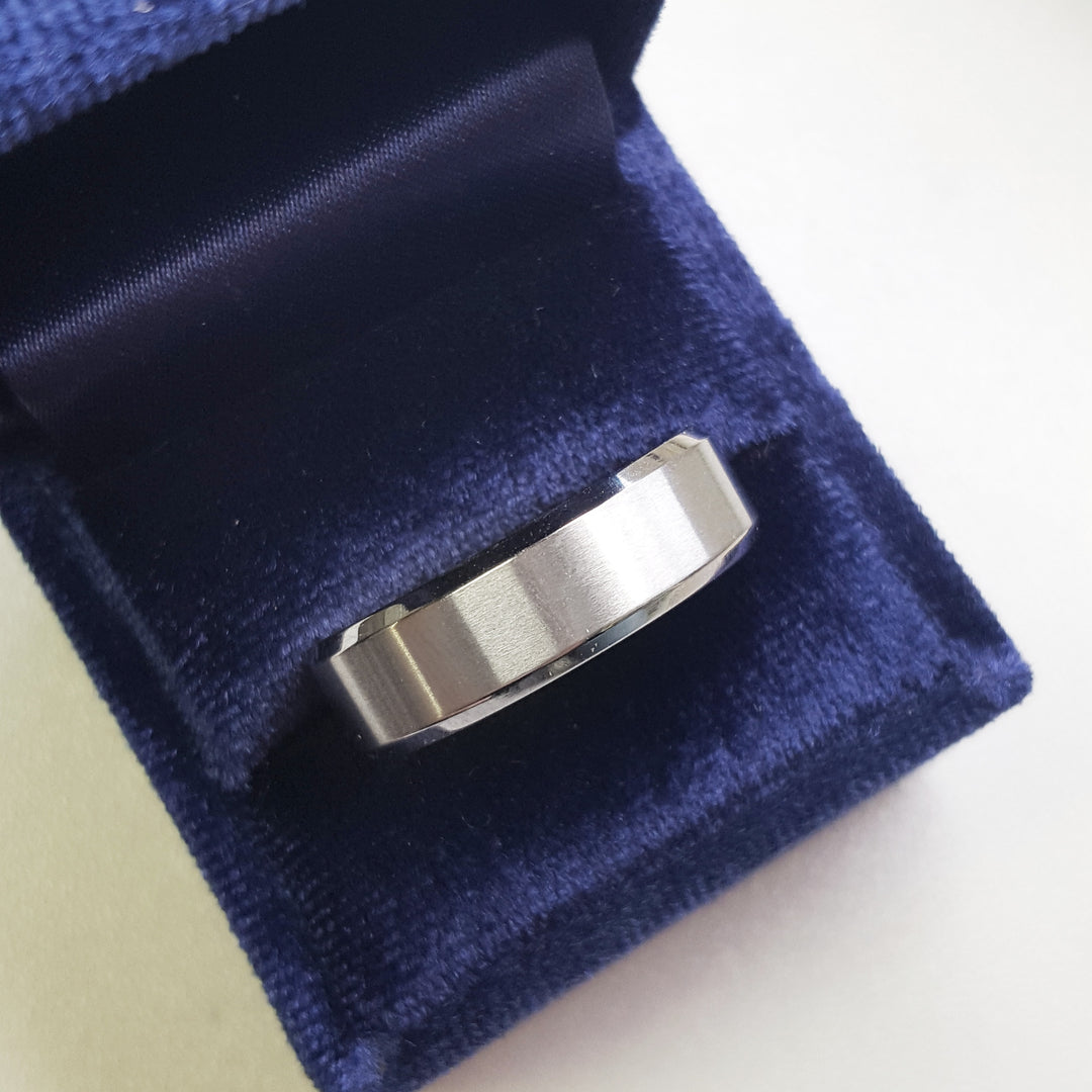 Timeless Titanium Men's Wedding Ring