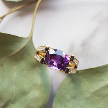 Amethyst East and West Ring