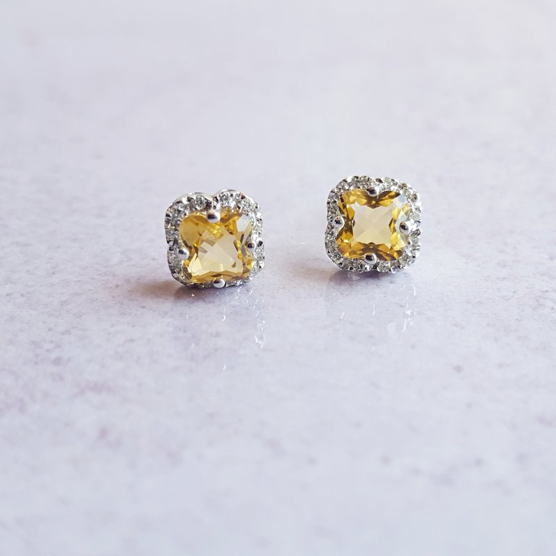 4-Leaf Citrine Studs