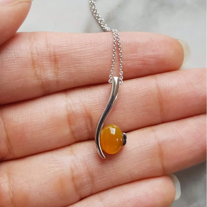 Oregon Sunstone Swooping Pendant