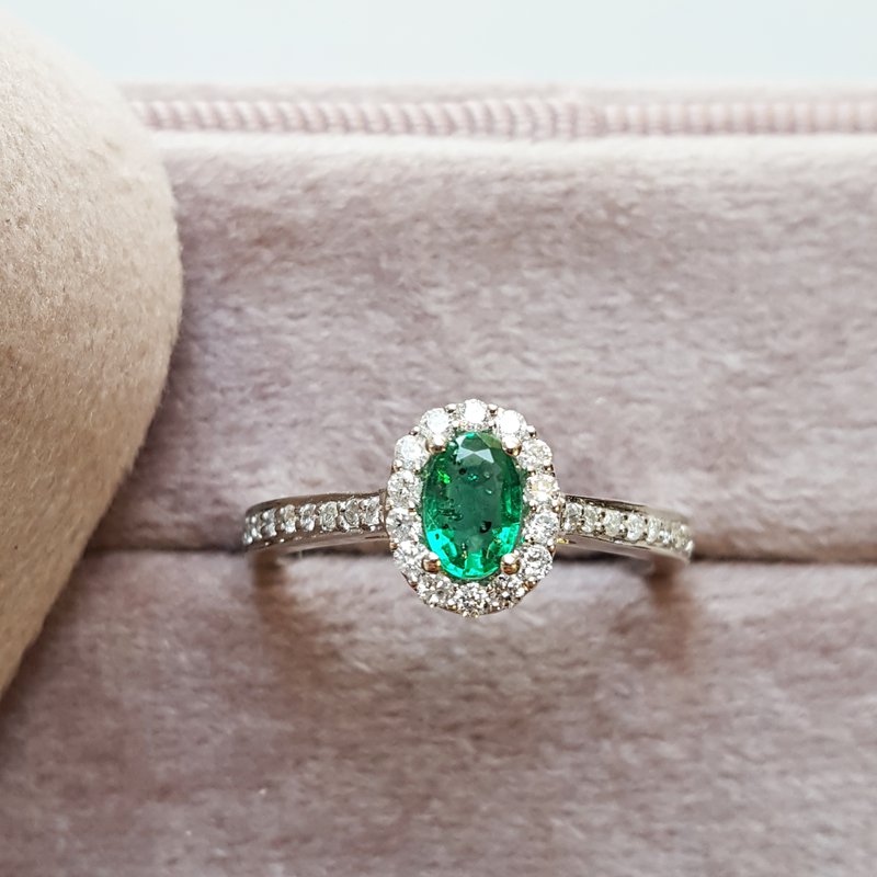 Sami Fine Jewelry Emerald Halo Ring 061435