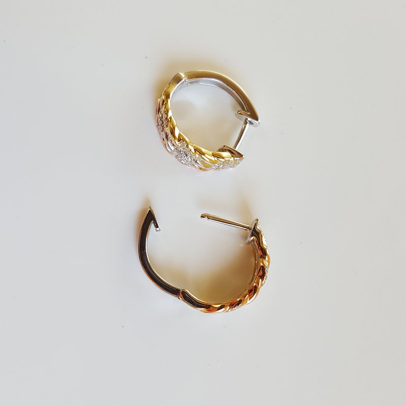 Sami Fine Jewelry Huggie Hoops